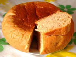 bučen kruh v počasnem kuhalniku