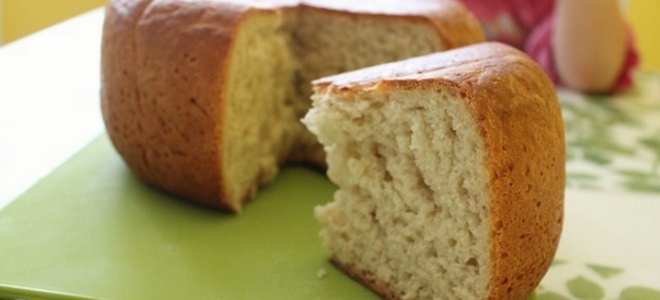 Biały chleb w wielu odmianach
