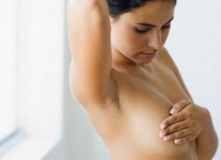 Jak ustalić ciążę przez piersi