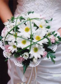 Svatební kytice sedmikrásky 9
