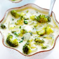 brokuły i zupa serowa