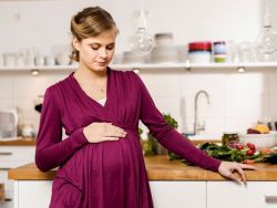 brązowy rozładowania w okresie ciąży, w późnych stadiach