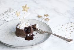 Čokoládový brownie recept s tekutou čokoládou uvnitř