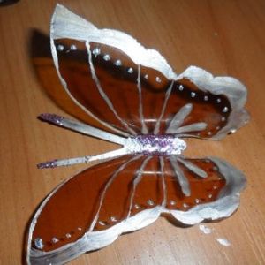 motýli z plastových lahví 13