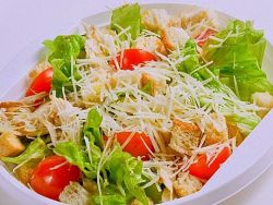 klasična carinska salata s piletinom
