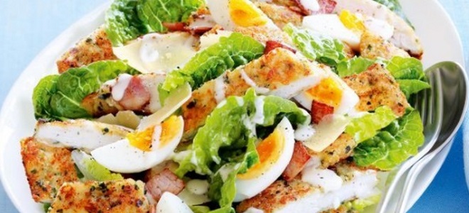 Caesar salata s receptom od piletine i slanine