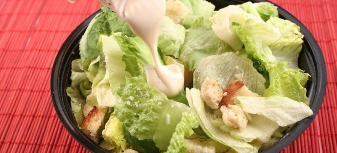 Caesar salata s piletinom