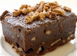 brownie dort s vlašskými ořechy