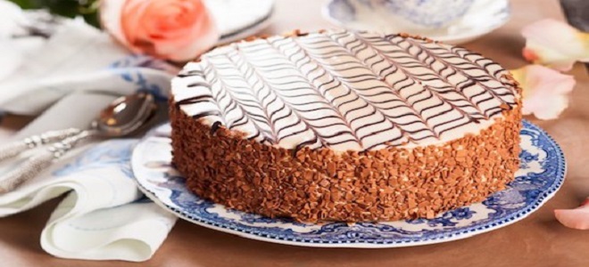 Как да се пекат торта "Esterhazy" у дома
