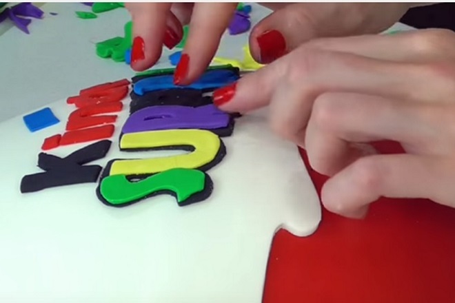 Как да направите торта Kinder изненада майсторски клас 8