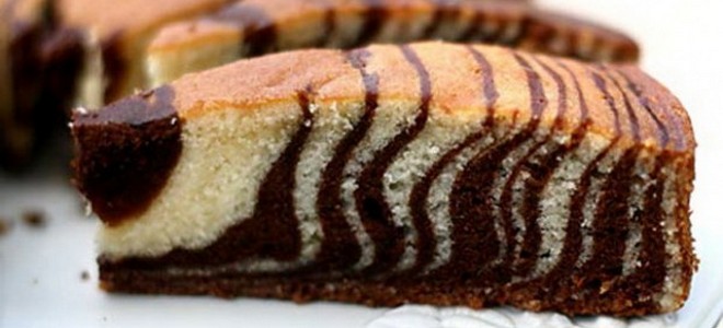 Przepis na ciasto z pietruszki na kwaśną śmietanę