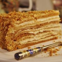 Торти за торта с мед в тиган
