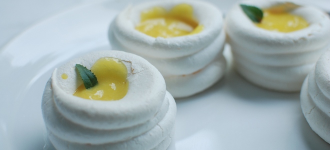 meringue s krema od limuna