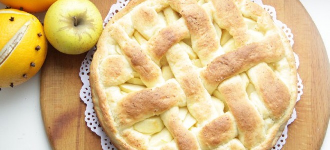 Пай с извара и ябълки - проста рецепта
