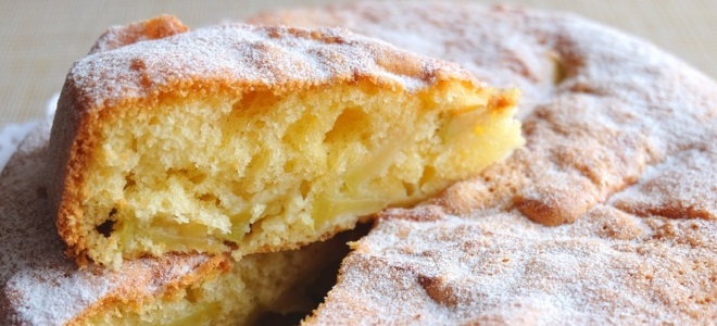 Пикантна торта с ябълки - проста рецепта