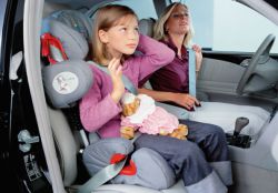 přepravu dítěte na přední sedadlo automobilu