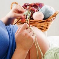 защо бременните жени не могат да плетат