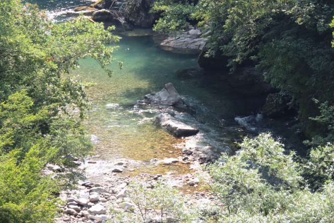Каменистое дно реки Морача