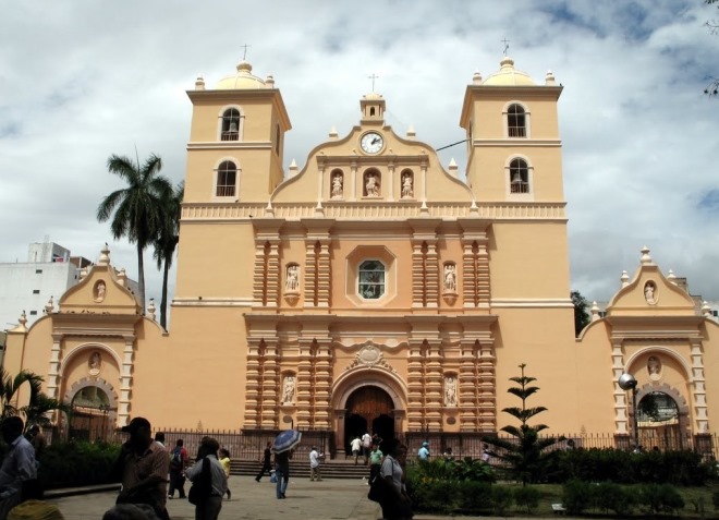Собор Сан-Мигель после реставрации