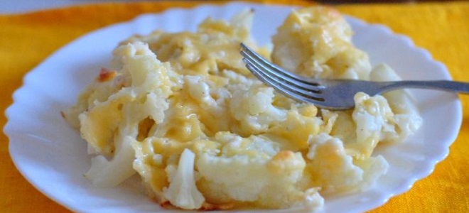 kalafior w kuchence mikrofalowej z serem