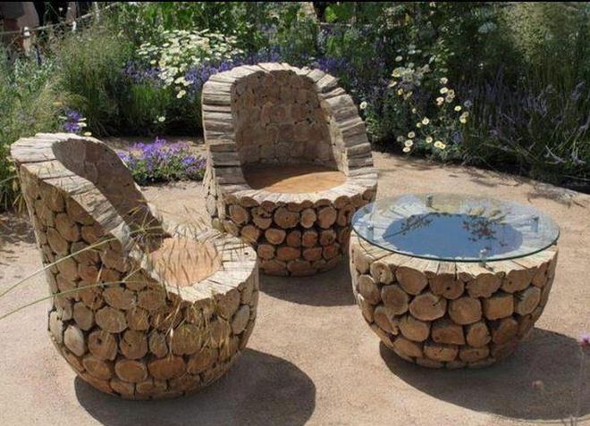 4 dřevěné židle