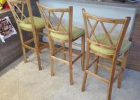 čvrste stolice od drva