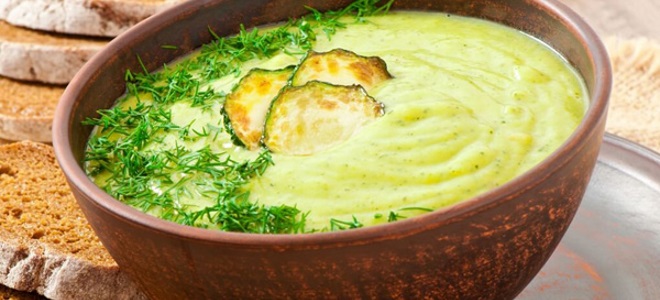 Zupa krem ​​z cukinii z serem
