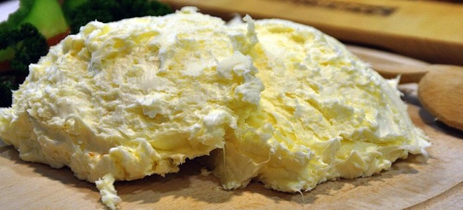 Сръбски сирене каймак