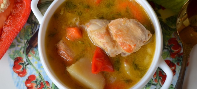 Пилешка гулашка супа