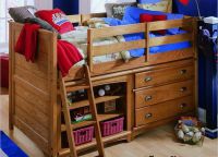 drewniane łóżko1