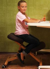 Krzesło ortopedyczne dla uczniów5