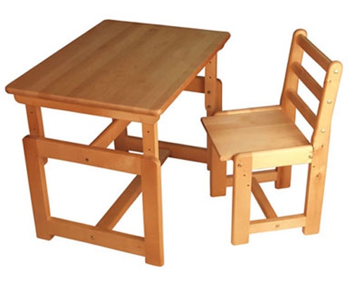 Детска маса и стол от 1 година