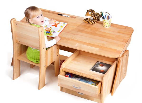 Otroška miza 1