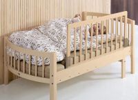 Детско дървено легло9