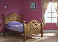 Drewniane łóżko dziecięce10