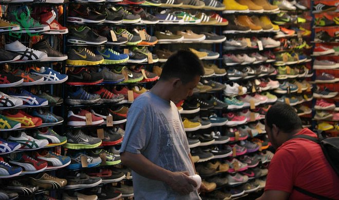 Торговля обувью в Чайна-тауне