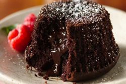 Течни средњи чоколадни мафини - класични рецепт