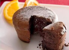 płynne czekoladowe muffiny w środku