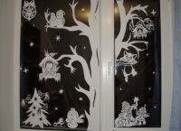 Коледна украса на прозорци13