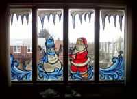 Коледна украса на прозорци3