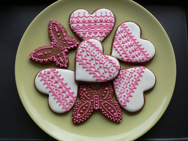 джинджифилови бисквити с глазура - декорация