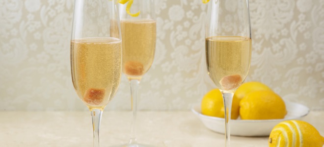 koktajl z limoncello in šampanjcem