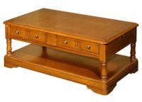 Konferenční stolek z masivního dřeva8