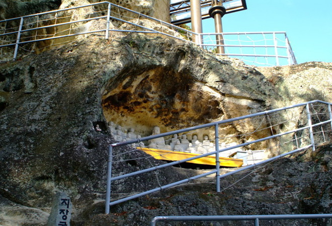 Одна из пещер
