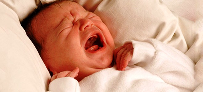 kolike in gazike pri novorojenčkih, zdravljenih