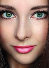 zelené kontaktní čočky 1