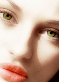 zelené kontaktní čočky 2