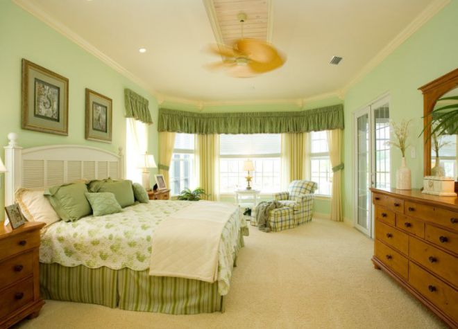 спальня в зеленом цвете