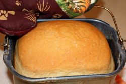 Sourdough kukuřičný chléb
