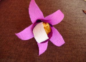 Орхидеј из валовитог папира10